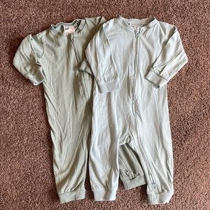 2 H&M sleep sacks size 6-9 months - light green and moss color